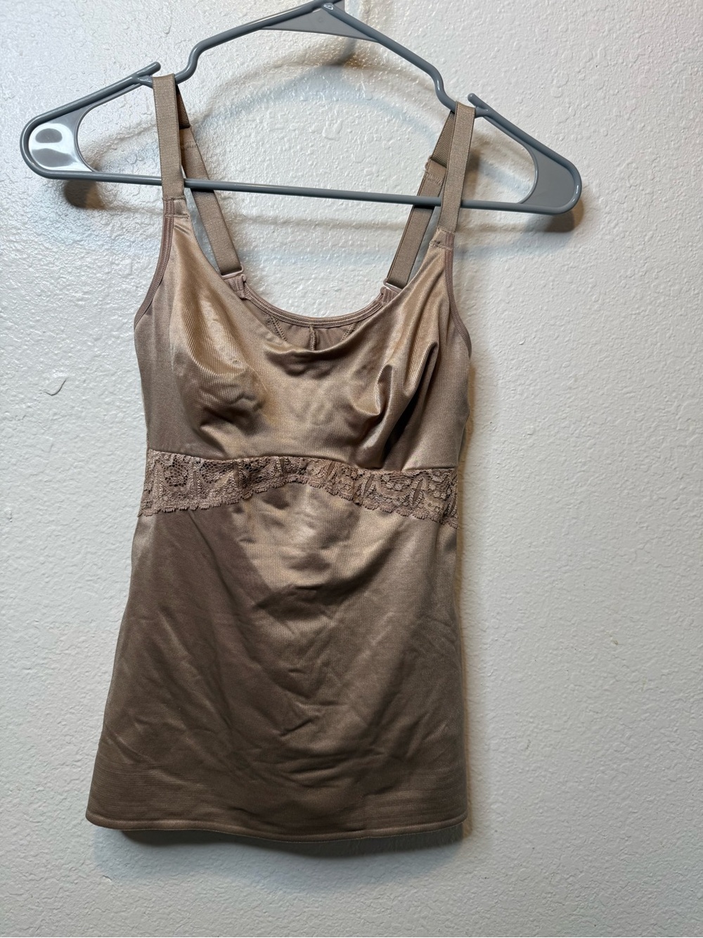 Ruby Ribbon #3024 Neutral Nude Beige Lace Cami Shapewear Top Size 32 Smoothing